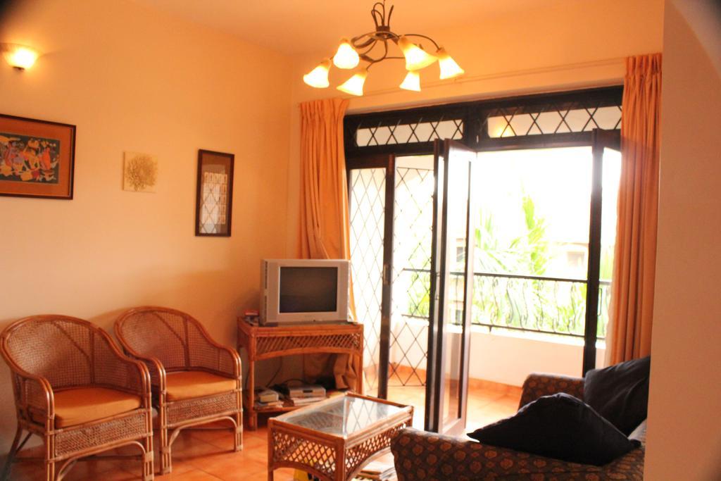 Diana Apartments Кандолим Екстериор снимка